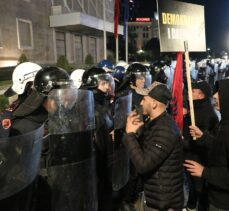 Arnavutluk'ta “ya bugün ya hiç” sloganıyla protesto gösterisi düzenlendi