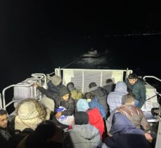 Bodrum'da adada mahsur kalan 26 düzensiz göçmen kurtarıldı, 19 göçmen yakalandı