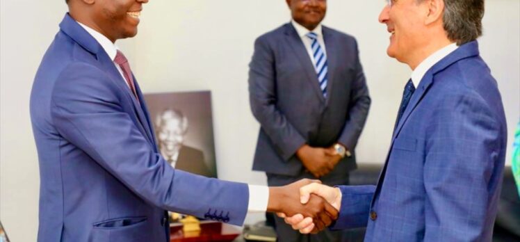Çad Başbakanı Masra, Türkiye'nin Encemine Büyükelçisi Kaygısız ile görüştü