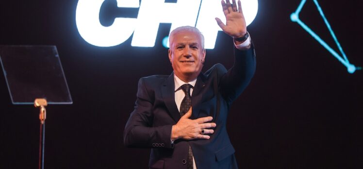 CHP Genel Başkanı Özel, Bursa'da aday tanıtım töreninde konuştu: