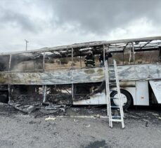GÜNCELLEME – Çorum'da yolcu otobüsü kamyona çarptı, 2 kişi öldü, 6 kişi yaralandı