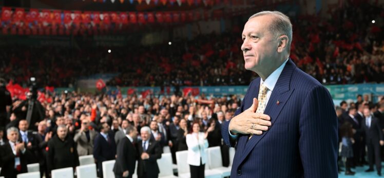 Cumhurbaşkanı Erdoğan: “Hangi zorlukla, engelle karşılaşırsak karşılaşalım Hatay'ı eskisinden daha görkemli, güvenli, canlı bir şehir haline getirinceye kadar bize durmak yok”