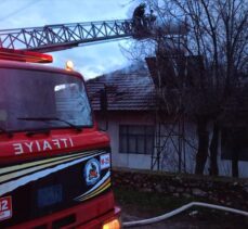 Denizli'de evinde yangın çıkan 82 yaşındaki yaşlı kadın öldü