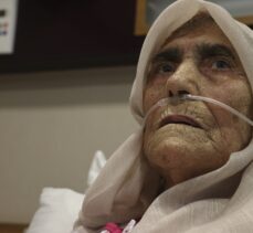 Gaziantepli 111 yaşındaki Hatice nine hayata beşinci kez “merhaba” dedi