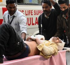 GÜNCELLEME – Hindistan'da kaçak havai fişek fabrikasında meydana gelen patlamada 11 kişi öldü