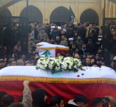 Lübnan'da İsrail saldırısında ölen aynı aileden 7 kişi için cenaze töreni düzenlendi