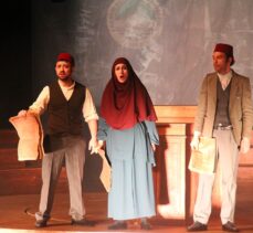 Kayseri'de “Cumhuriyet'e Doğru” adlı tiyatro oyunu sahnelendi