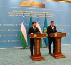 Kazakistan ve Özbekistan, ikili ticareti 10 milyar dolara çıkarma konusunda anlaştı