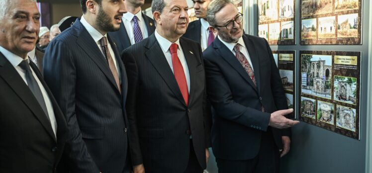 KKTC Cumhurbaşkanı Tatar, İstanbul'da “İzler Silinmeden” fotoğraf sergisinin açılışına katıldı: