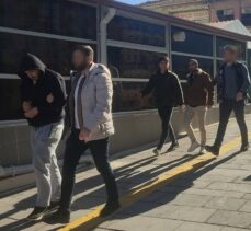 Kütahya'da operasyonda polise saldırdığı iddia edilen 3 zanlı tutuklandı
