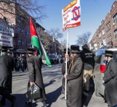 New York'ta Filistin'e destek gösterisine katılanlara polis müdahalesi