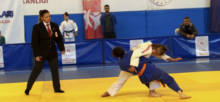 Okul Sporları Yıldızlar Judo Grup Müsabakaları, Nevşehir'de başladı