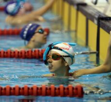 Paletli Yüzme Bireysel Kış Şampiyonası, İstanbul'da başladı