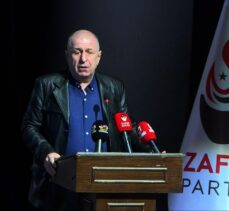 Zafer Partisi Genel Başkanı Özdağ, Antalya'da partisinin belediye başkan adaylarını tanıttı