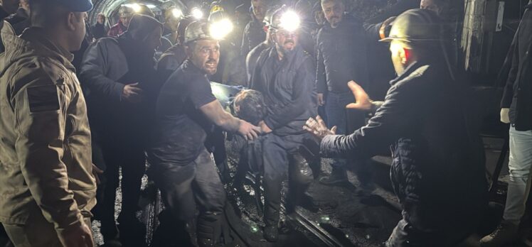 Zonguldak'ta maden ocağında göçükte mahsur kalan 2 işçiden biri kurtarıldı