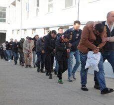 Adana merkezli “Sibergöz-23” operasyonlarında yakalanan 74 zanlı tutuklandı