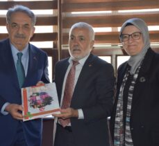 AK Parti Genel Başkan Yardımcısı Yazıcı, Balıkesir'de ziyaretlerde bulundu