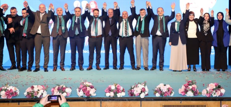 AK Parti'li Yazıcı, Rize'de belediye başkan adayları proje tanıtım toplantısında konuştu: