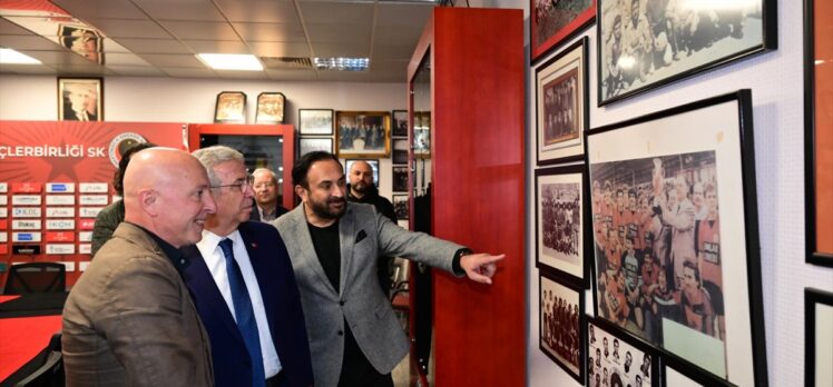 Ankara Büyükşehir Belediye Başkanı Yavaş, Gençlerbirliği Kulübünü ziyaret etti