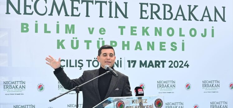 Cumhur İttifakı'nın Antalya Büyükşehir Belediye Başkan adayı Tütüncü, kütüphane açılışında konuştu: