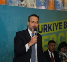 Bakan Bayraktar, Diyarbakır'da partisinin seçim irtibat bürosunda konuştu: