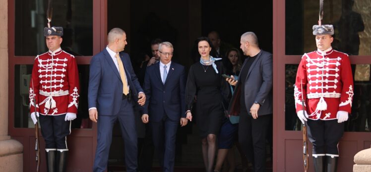 Bulgaristan Cumhurbaşkanı Radev, başbakan adayı Gabriel'i hükümeti kurmakla görevlendirdi