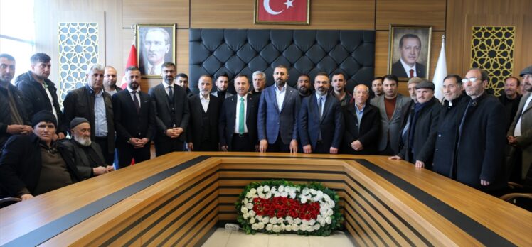 CHP Bitlis Belediye Başkan adayı Soyugüzel, AK Parti'ye katıldı