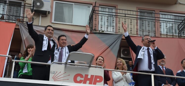 CHP Genel Başkanı Özel, Ortaca'da vatandaşlarla bir araya geldi: