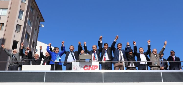 CHP Genel Başkanı Özgür Özel, partisinin Kütahya Halk Buluşması'nda konuştu: