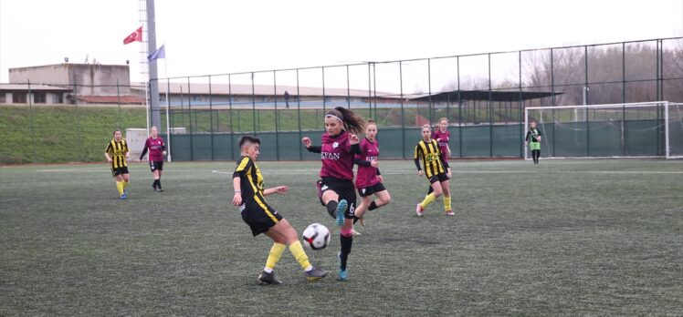 Edirne'de “Kadınlar Sınırları Aşıyor Futbol Turnuvası” düzenlendi