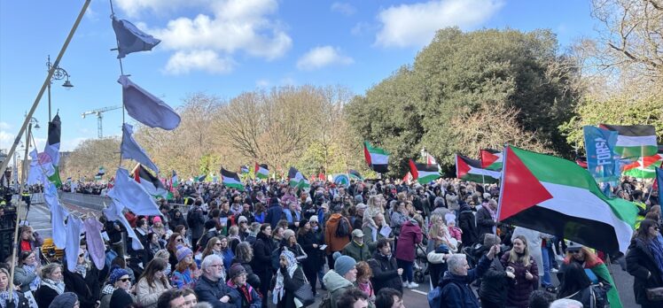 İrlanda'da Filistin'le dayanışma gösterisi düzenlendi