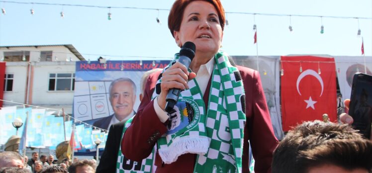 İYİ Parti Genel Başkanı Akşener, Antalya'da esnaf ziyaretinde bulundu: