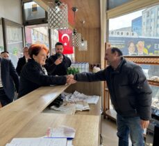 İYİ Parti Genel Başkanı Akşener, Tekirdağ'da esnaf ziyaretlerinde bulundu