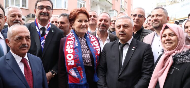 İYİ Parti Genel Başkanı Akşener'den Niğde'de esnaf ziyareti