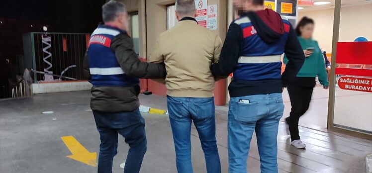 İzmir merkezli FETÖ operasyonunda muvazzaf askerlerin de bulunduğu 18 şüpheli yakalandı