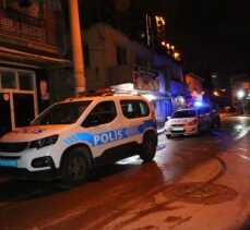 İzmir'de evinde bıçaklanan kişi hastanede öldü