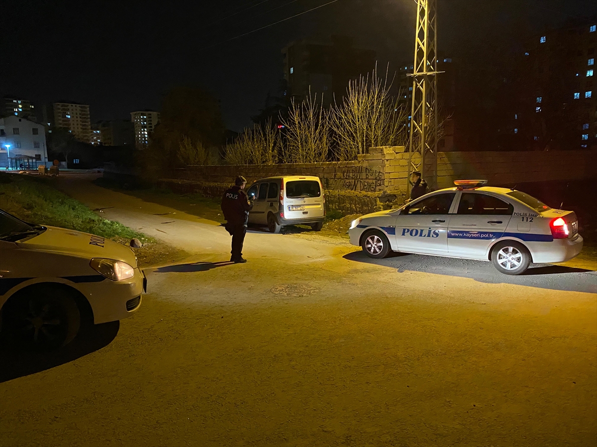 Kayseri'de silahlı kavgada 3 kişi yaralandı
