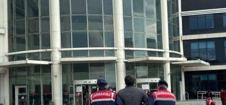 Kayseri'de terör örgütü propagandası yapan 2 zanlı yakalandı
