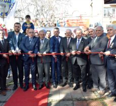Kosova İçişleri Bakanı Xhelal Sveçla, Manisa'da park açılışına katıldı