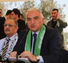 Kültür ve Turizm Bakanı Ersoy, Serik'te vatandaşlarla buluştu: