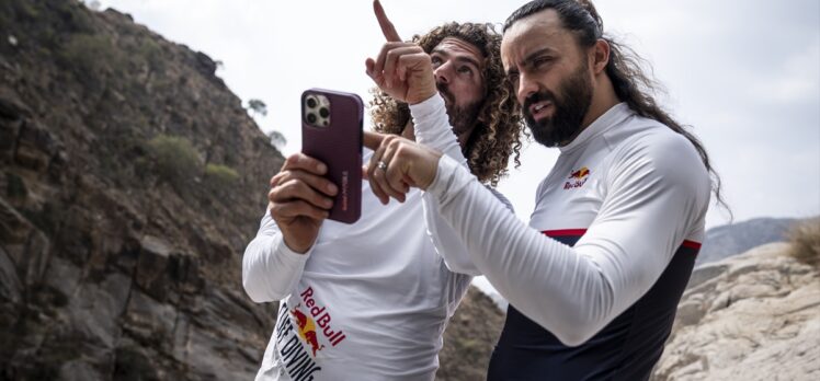 Red Bull sporcuları Suudi Arabistan”da dalış deneyimi arayışına çıktı
