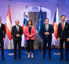 Slovenya, Avusturya, Macaristan, Slovakya ve Çekya'dan Batı Balkanlar'ın AB üyeliği yoluna destek
