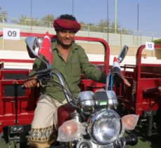 TDV, Yemen'de ihtiyaç sahibi 100 kişiye “3 tekerlekli motosiklet” dağıttı