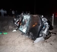 Tokat'ta tarlaya devrilen otomobildeki 4 kişi yaralandı