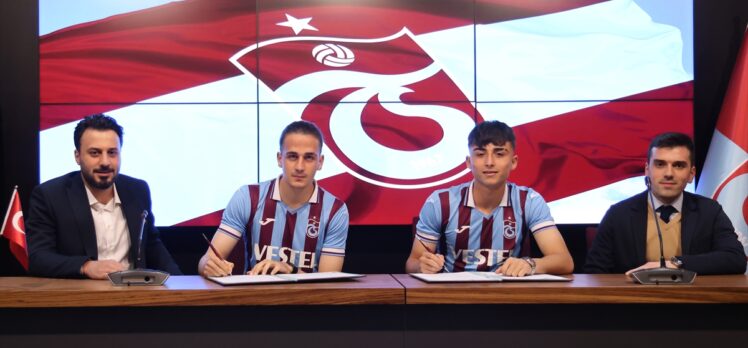 Trabzonspor, altyapıdan yetişen iki futbolcu ile sözleşme imzaladı