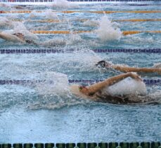 Yüzmede Uluslararası 5. Edirne Kupası yarışlarında Türkiye rekoru kırıldı