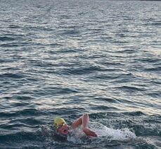 Yüzücü Aysu Türkoğlu, Yeni Zelanda'daki Cook Boğazı geçişine başladı