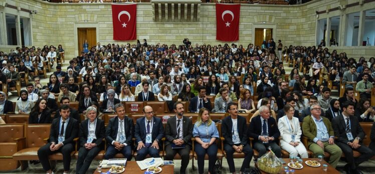 17. Uluslararası Tıp Öğrencileri Araştırmaları Kongresi İstanbul'da başladı