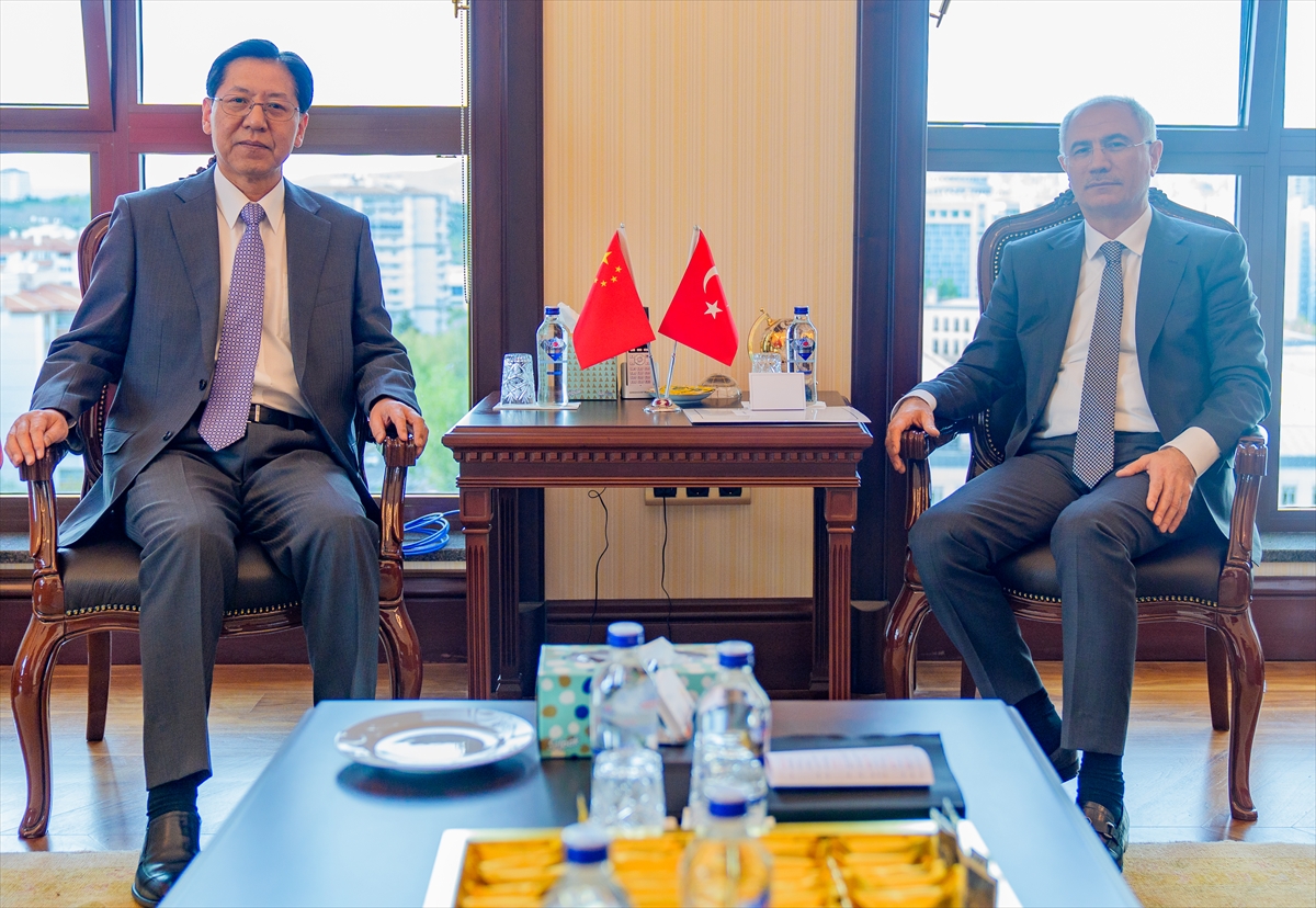AK Parti Genel Başkanvekili Ala, Çin Halk Cumhuriyeti Ankara Büyükelçisi ile görüştü