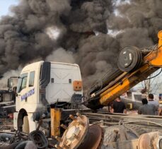 Bursa'da geri dönüşüm tesisindeki 6 hurda otobüs yandı